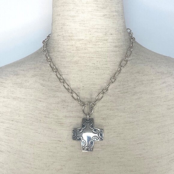 Silpada Sterling Silver 925 Virtuosity Stamped Cross Front Toggle Necklace 17" - Picture 12 of 16